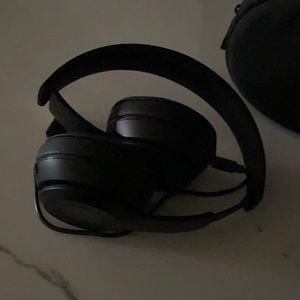 Never used beats by Dre